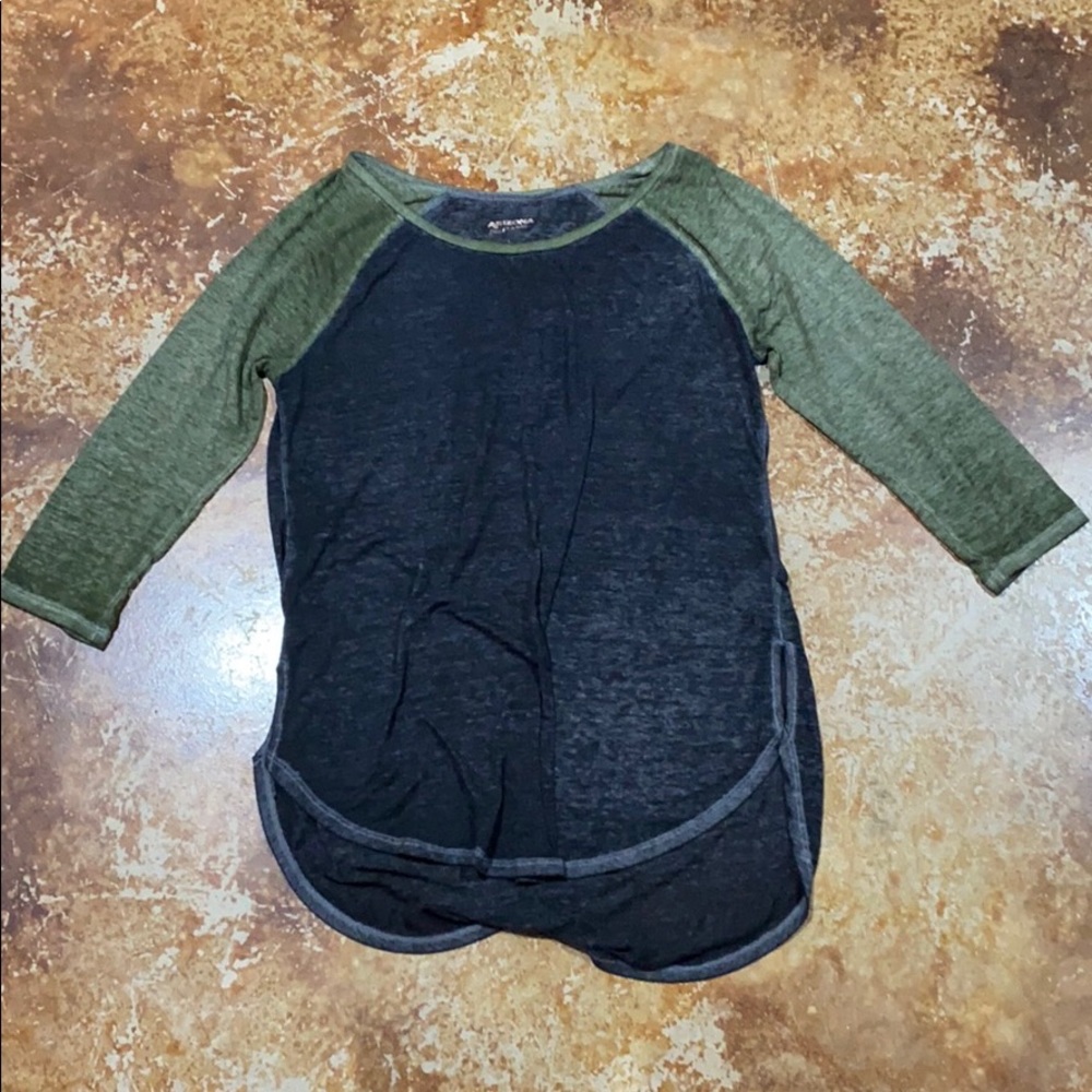 Quarter Sleeve Shirt